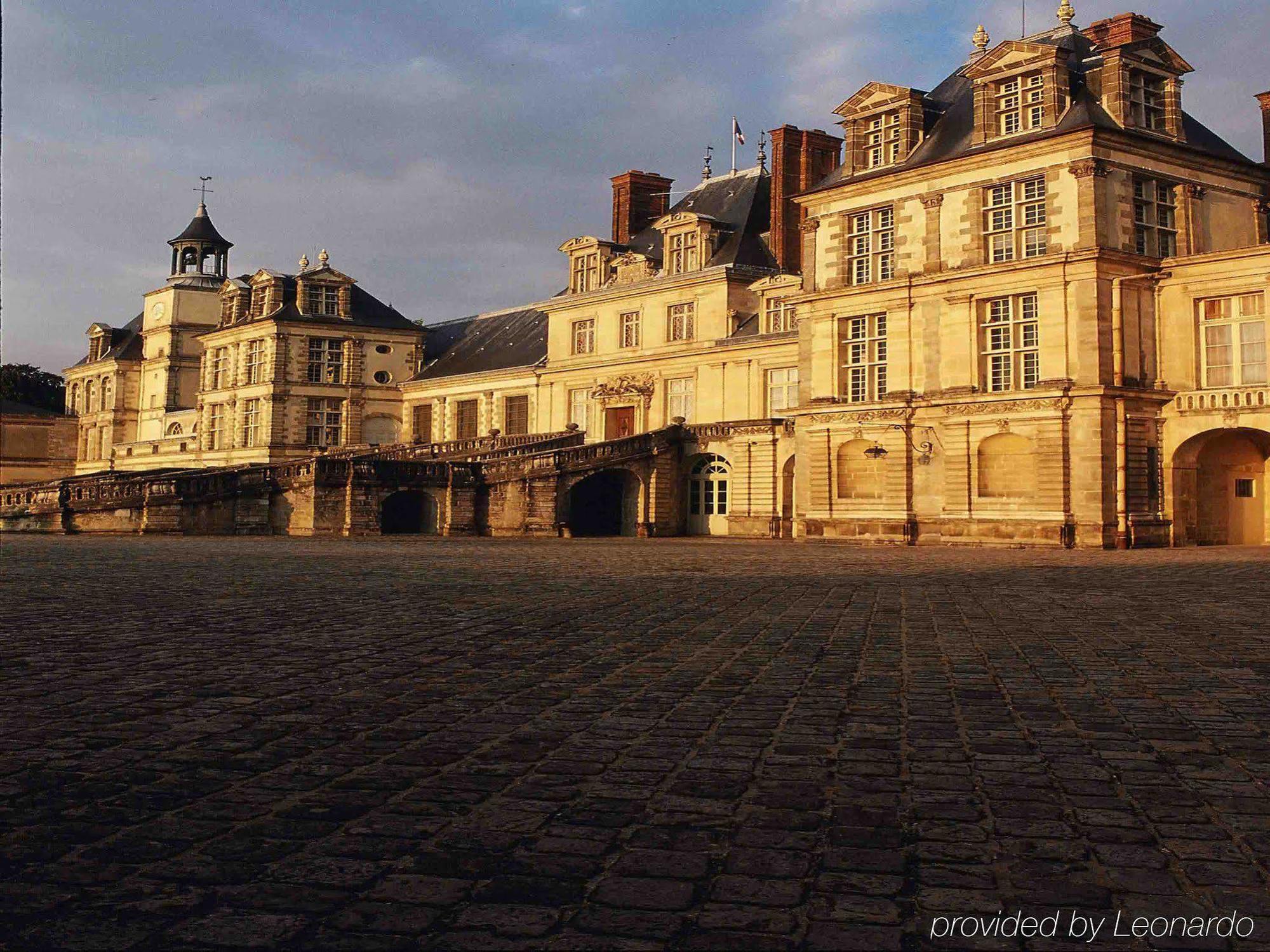 Ibis Chateau De Фонтенбло Екстер'єр фото