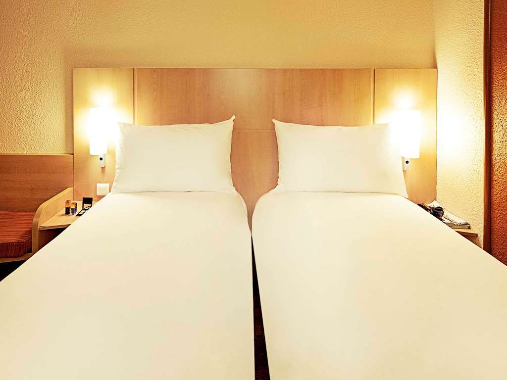 Ibis Chateau De Фонтенбло Номер фото